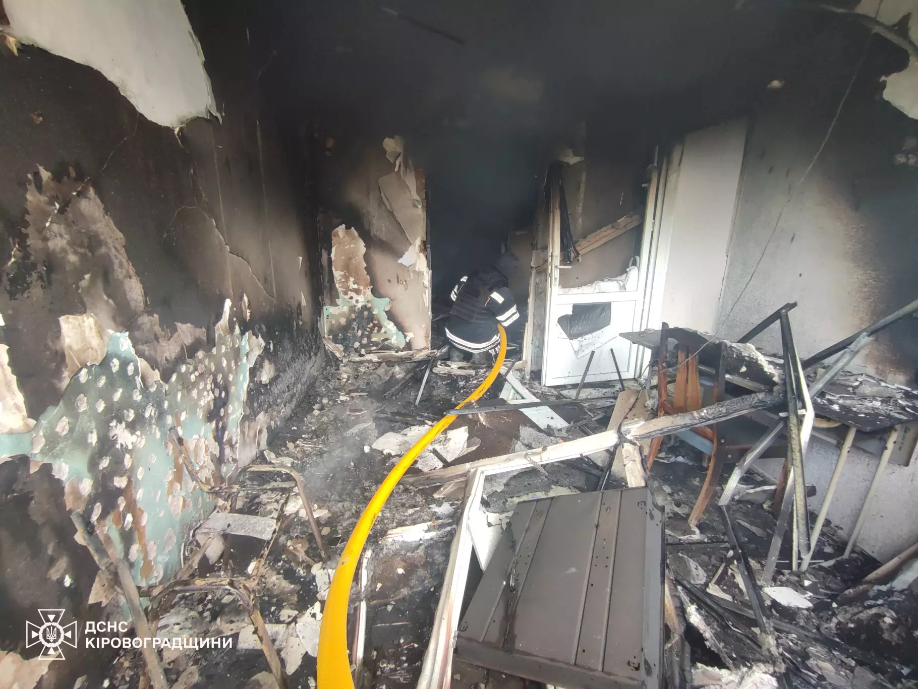 Внаслідок російської атаки на інфраструктуру Кіровоградщини виникло кілька пожеж. ФОТО