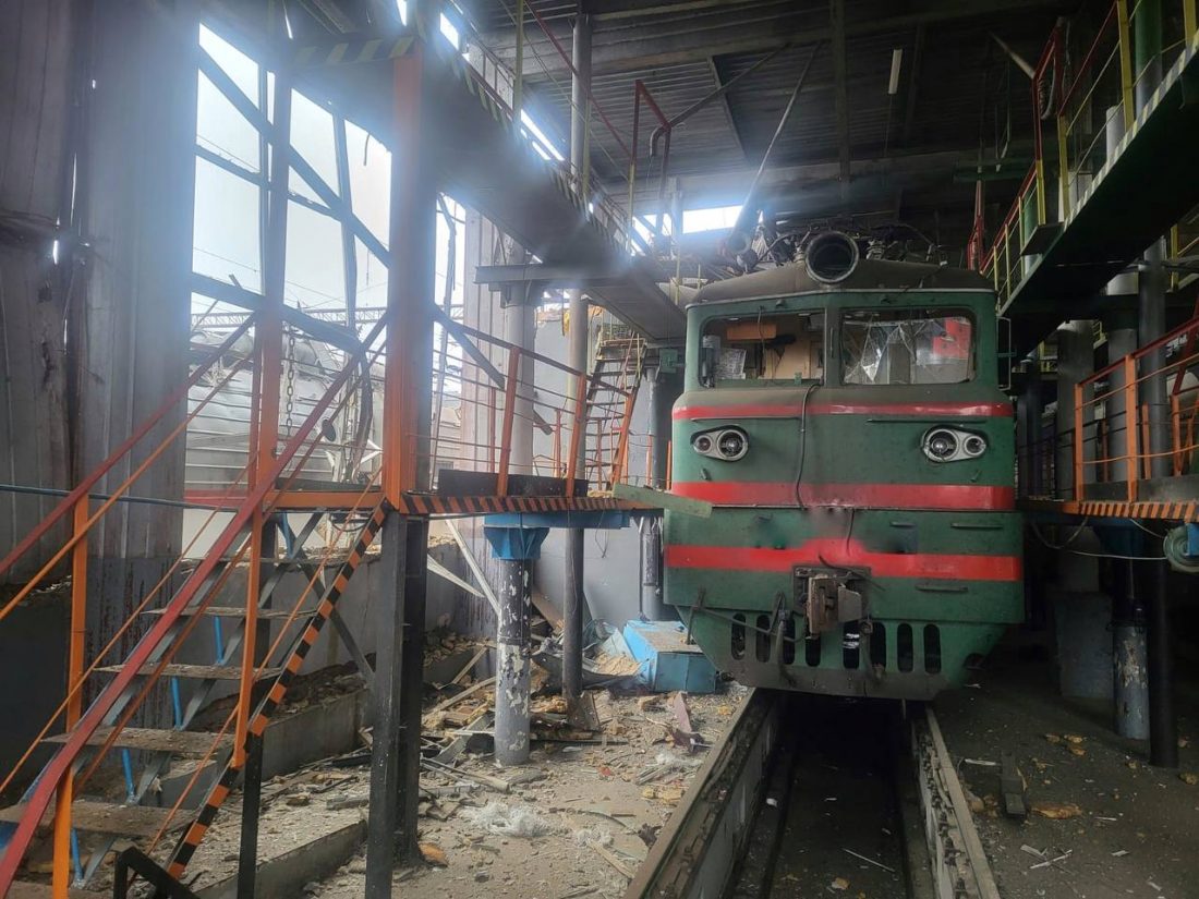 Ворожі дрони поцілили в залізничний об’єкт на Кіровоградщині. ФОТО