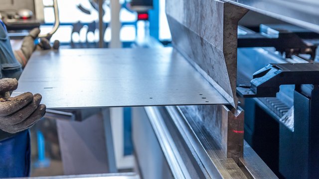 Украина в 2025 году сократила экспорт стальных полуфабрикатов более чем на четверть и значительно увеличила их импорт