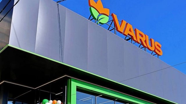 Varus открыл сразу три магазина