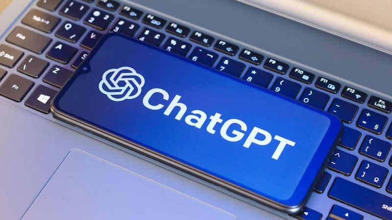 ChatGPT начинает показывать рекламу
