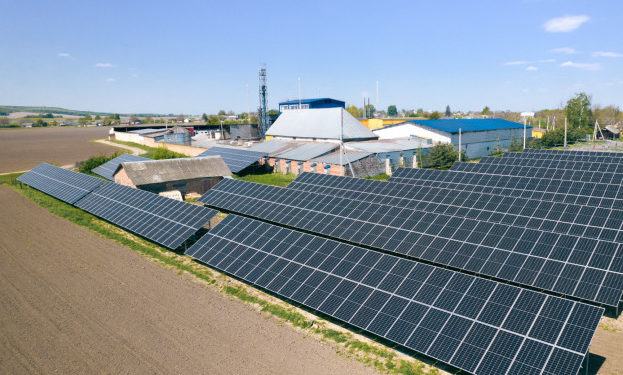 278 гектарів без слухань: у Великогаївській громаді просувають проєкт СЕС на 200 МВт