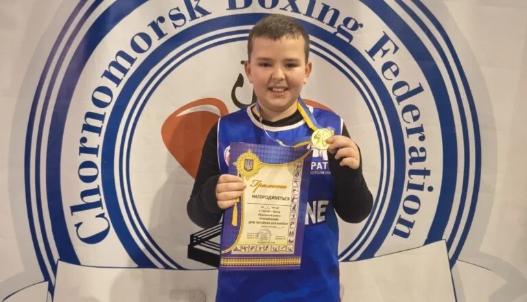 Школяр з Херсону виборов титул найкращого спортсмена на турнірі “Великий ринг”