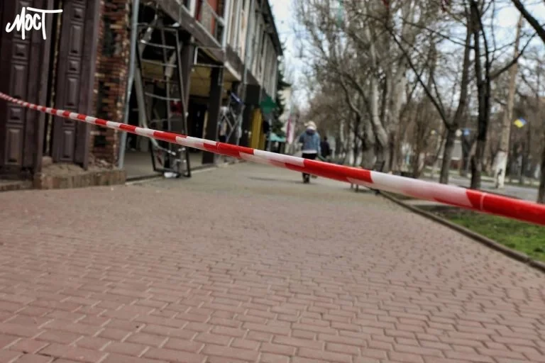 У Нововоронцовці росіяни вдарили по території медзакладу