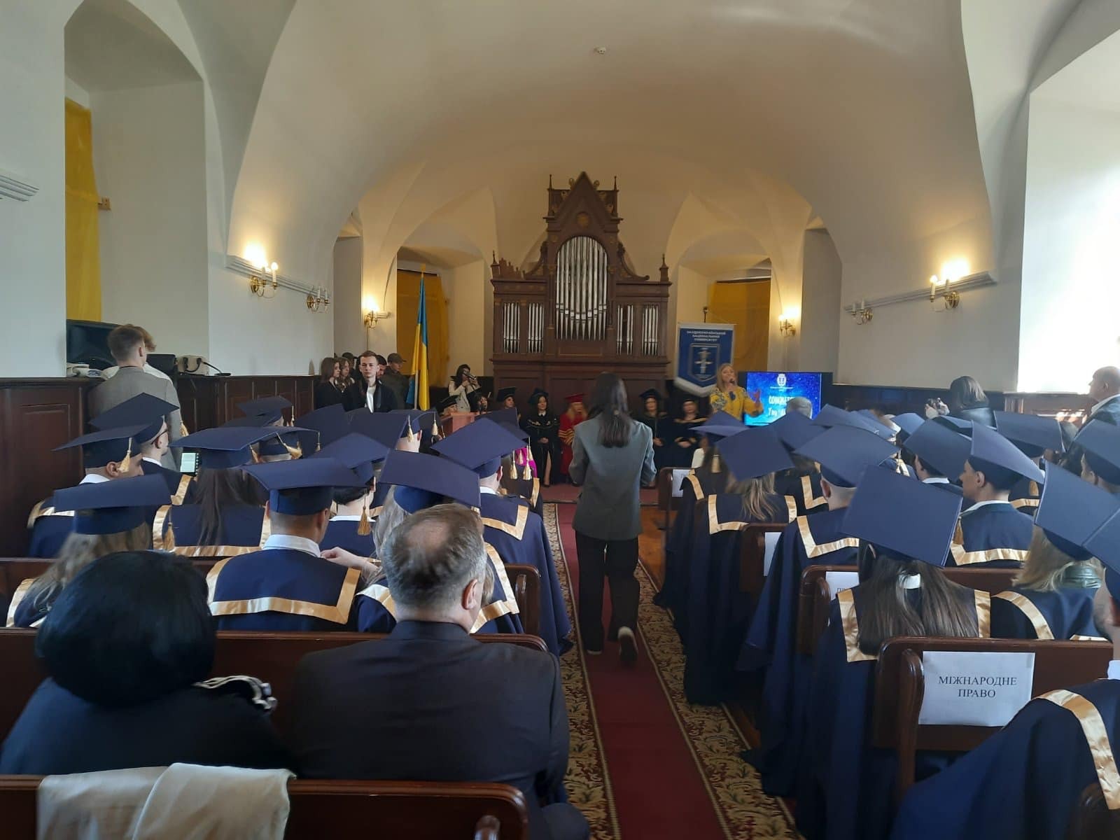 У замку на Тернопільщині вручили дипломи магістрам (фотофакт)