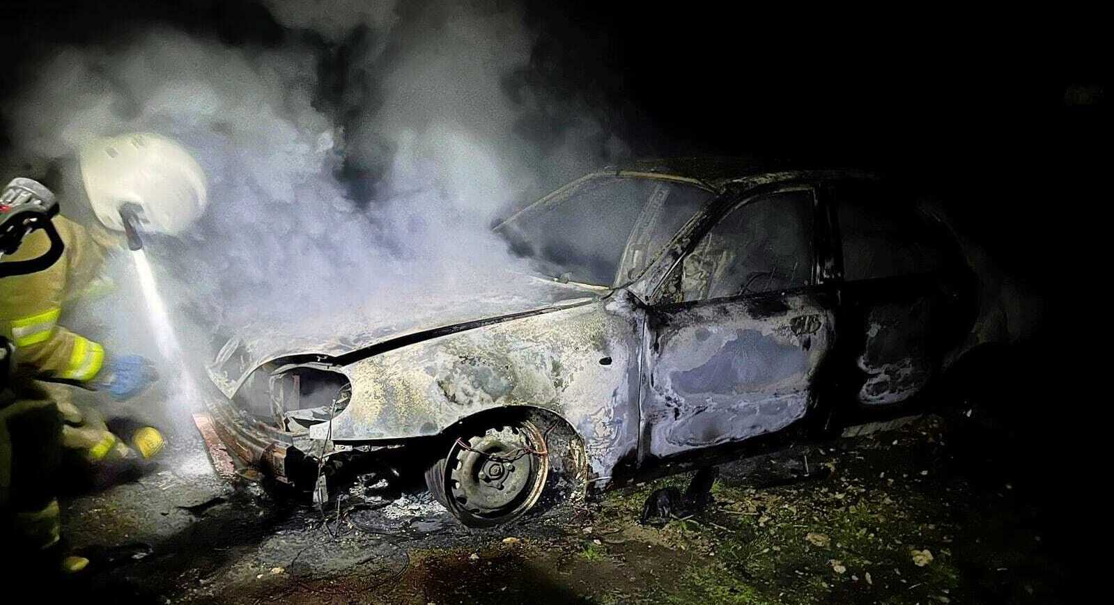 Під час пожежі автомобіля на Тернопільщині загинув чоловік
