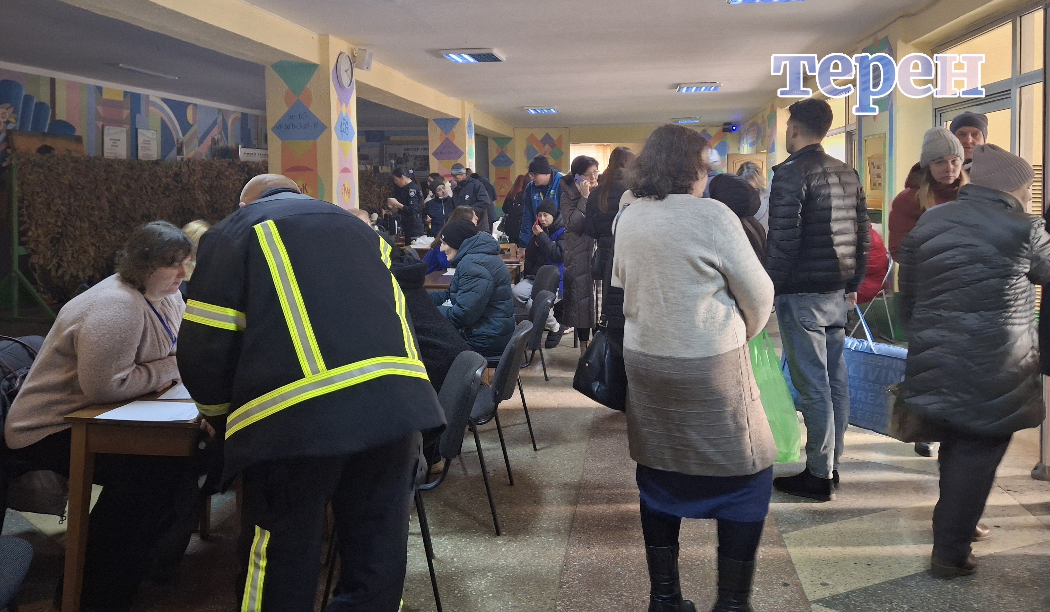 Штаби підтримки постраждалих від обстрілів у Тернополі розгорнули у місцевих школах (відео)