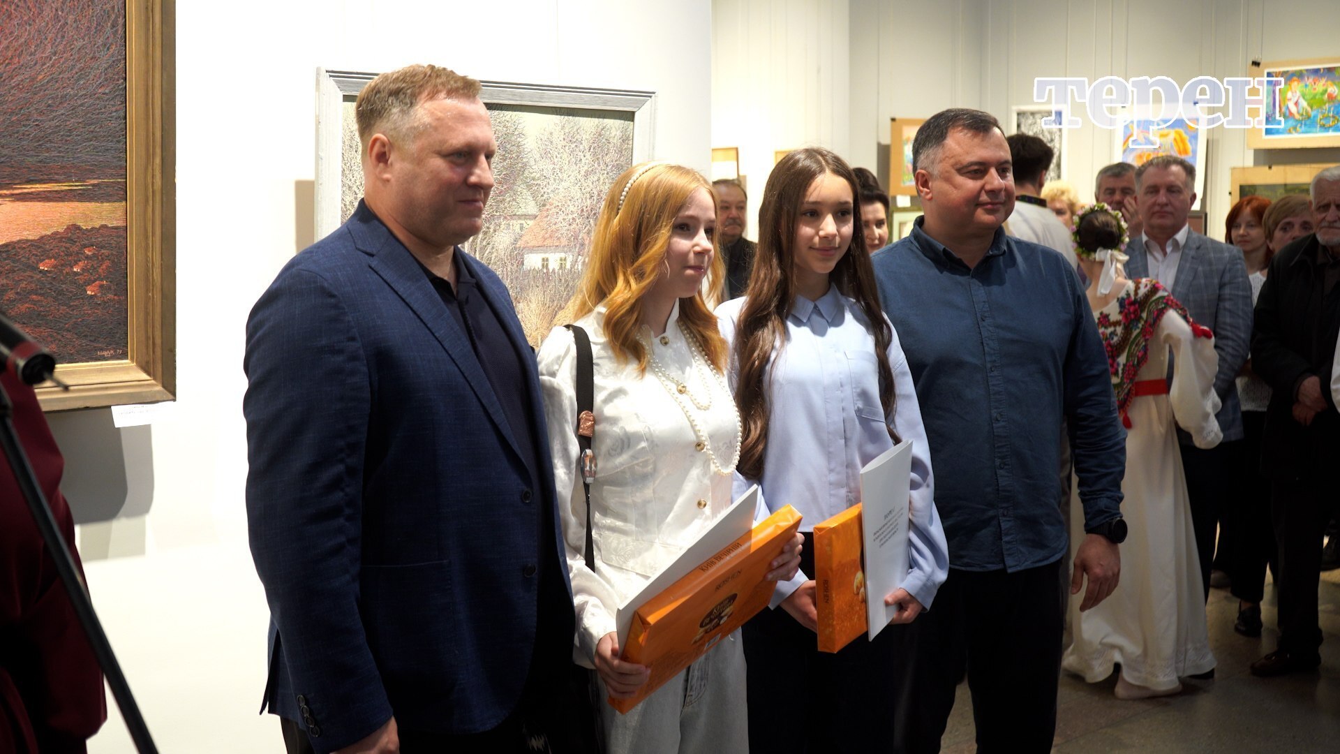 Двоє юних художниць з Тернопільщини отримали премію ім. Івана Марчука (відео)