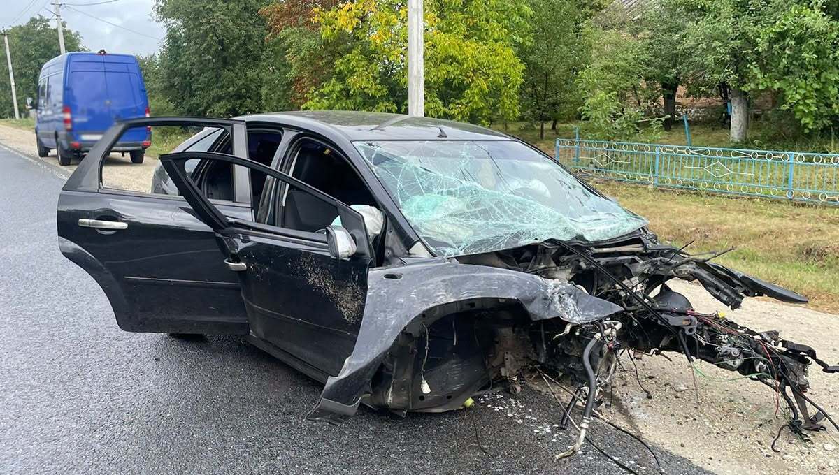 Восьмеро людей травмувалися на дорогах Тернопільщини: серед них – діти (фото)