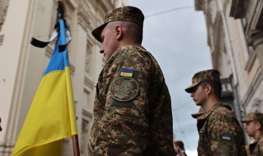Сьогодні у Львові прощатимуться із Захисниками Іваном Іляховим та Сергієм Свінтозельським