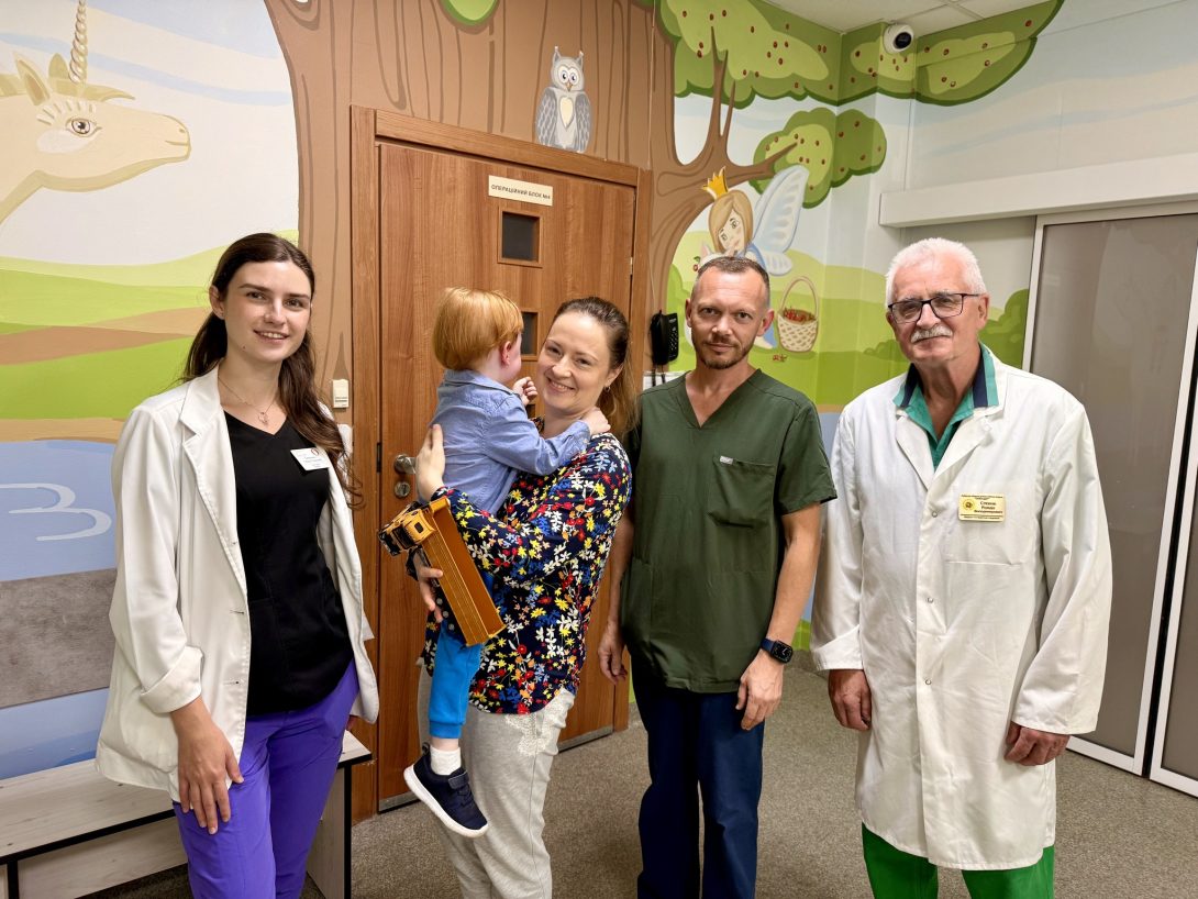 Закреп тривав понад 10 днів: у Львові успішно прооперували 3-річного хлопчика із хворобою Гіршпрунга