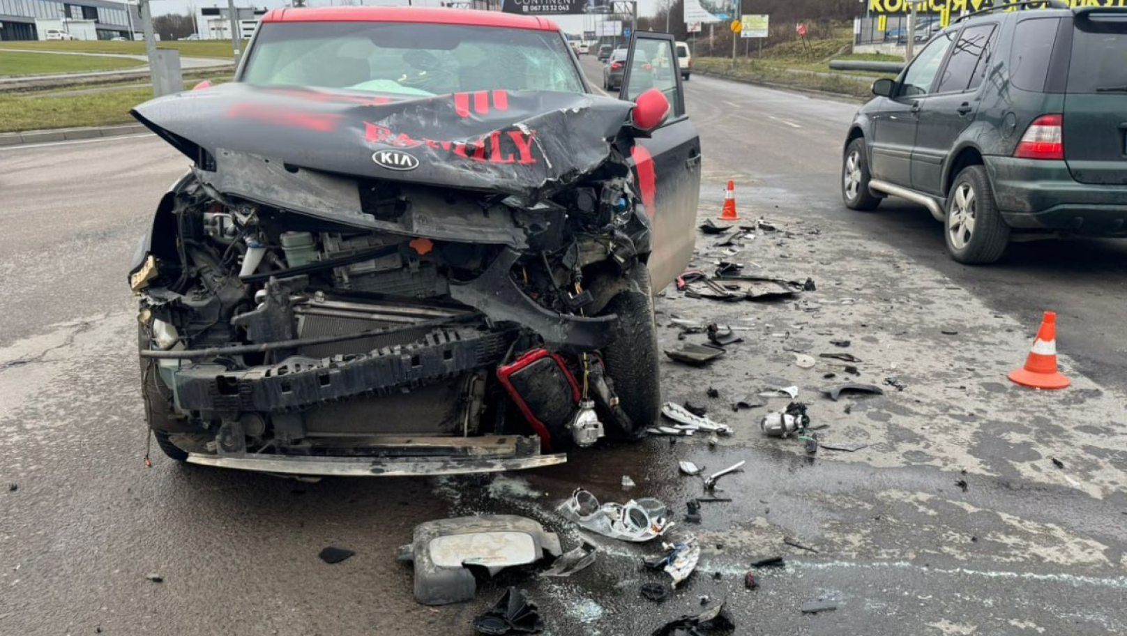 Потрійна ДТП у Львові: є постраждалі