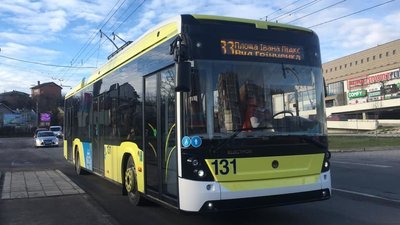 Тролейбус №33 тимчасово скоротив маршрут у Львові