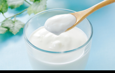 Що може дати організму натуральний йогурт