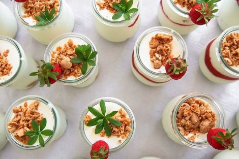 Кому категорично протипоказане вживання йогурту