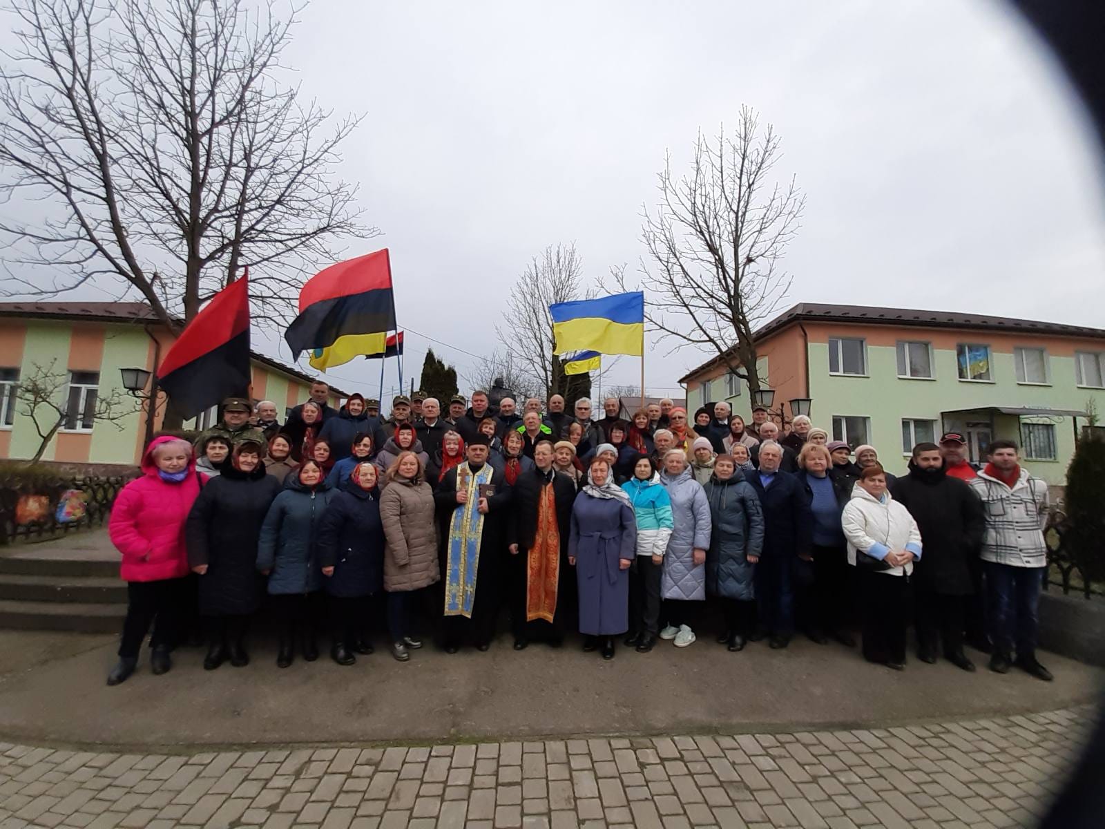 На Прикарпатті вшанували 74-ту річницю від дня загибелі Головнокомандувача УПА Романа Шухевича