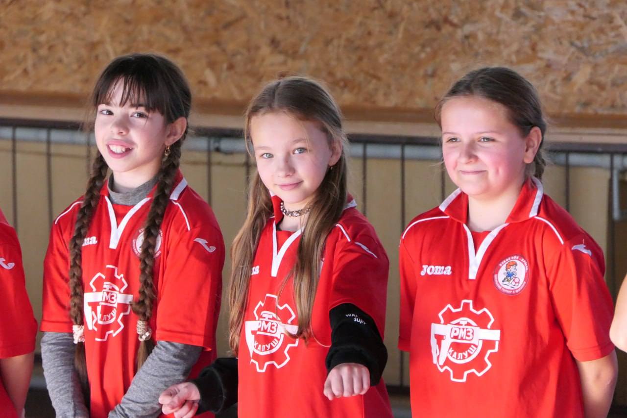 Калуський ліцей №6 став переможцем Шкільної ліги з масового футболу серед молодших класів