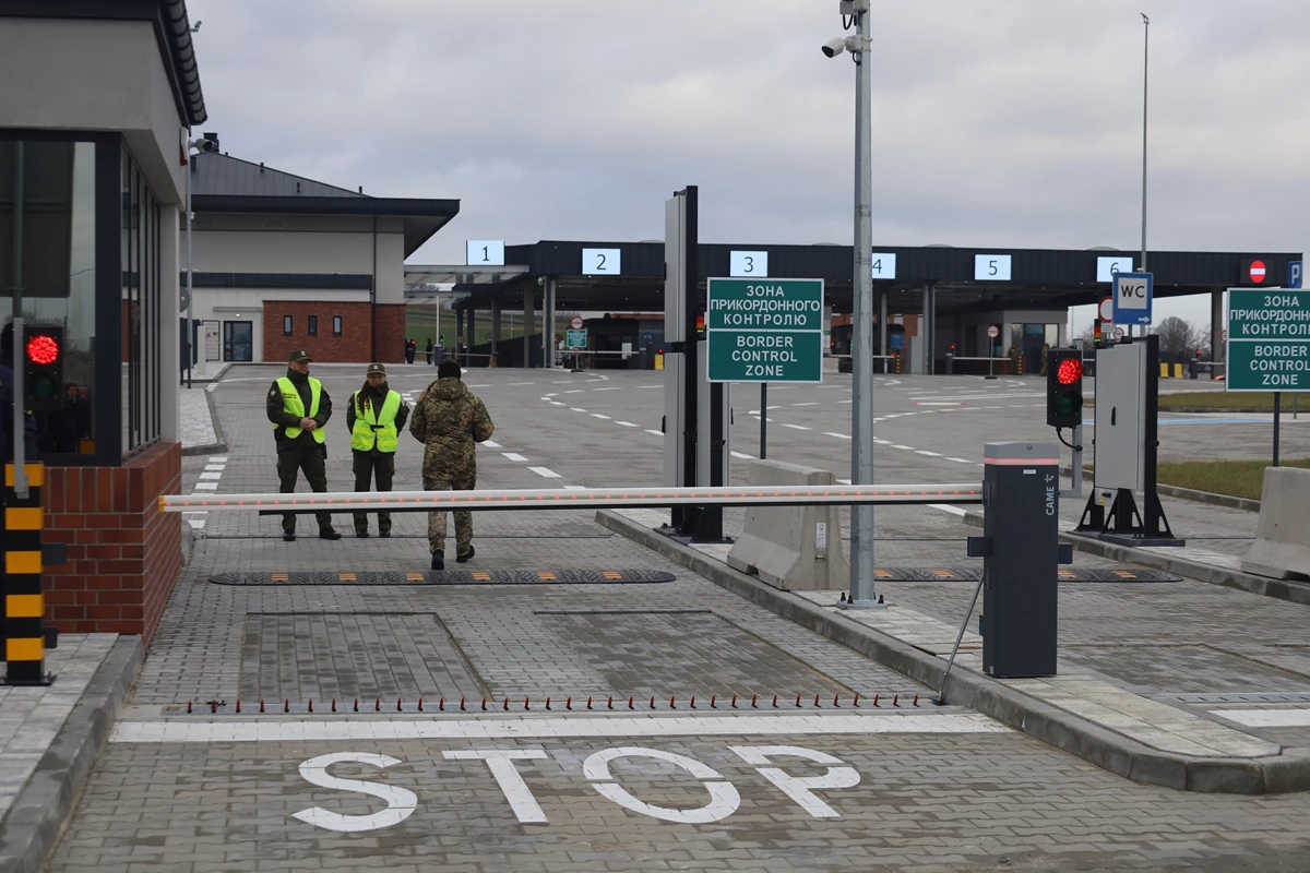 Інформація про черги на кордоні з Польщею, Словаччиною, Угорщиною та Румунією