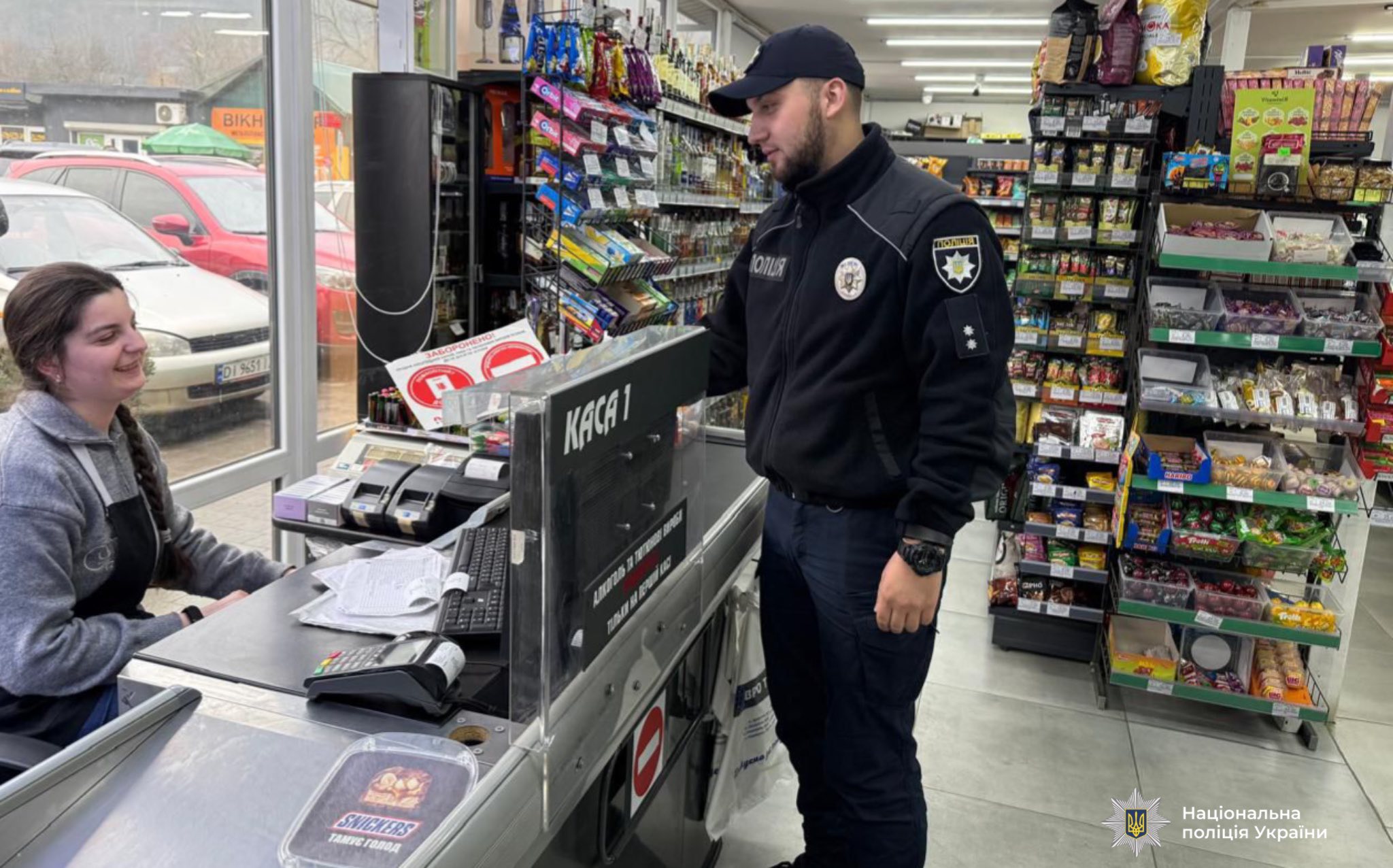 Ювенальні поліцейські Прикарпаття посилили контроль за продажем алкоголю дітям
