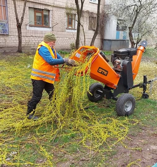 В Івано-Франківську триває щорічний конкурс «Найкращий двірник»