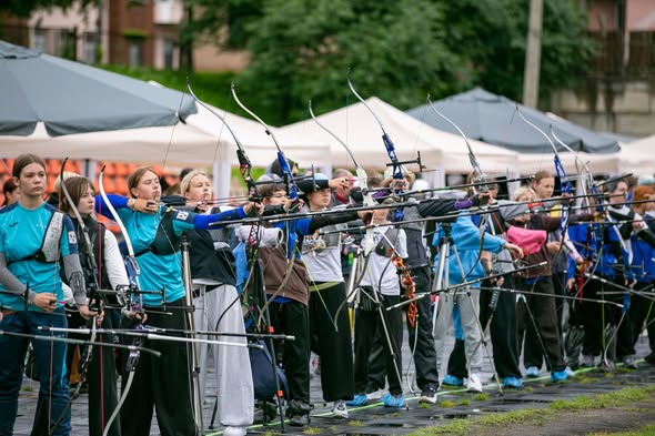 В Івано-Франківську розпочався Чемпіонат України зі стрільби з лука серед спортсменів вікової категорії U-18
