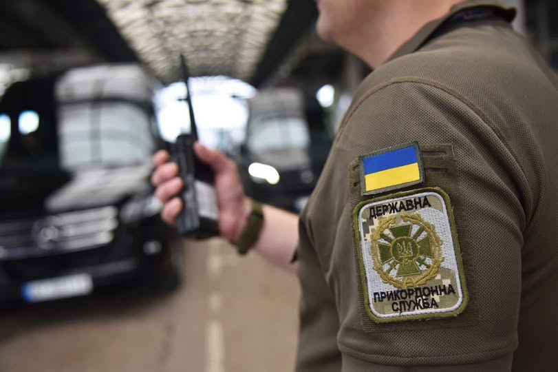 Майже 10 мільйонів осіб перетнули західний кордон України протягом літа