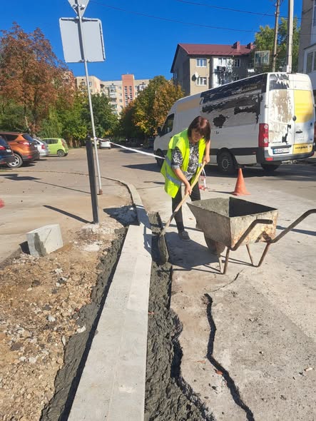 Комунальні служби Калуша відзвітували про роботи з благоустрою та ремонту мереж за 30 вересня
