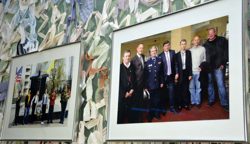 Пронизані та обпалені Чорнобилем: у кропивницькому музеї презентували тематичну виставку (ФОТО)