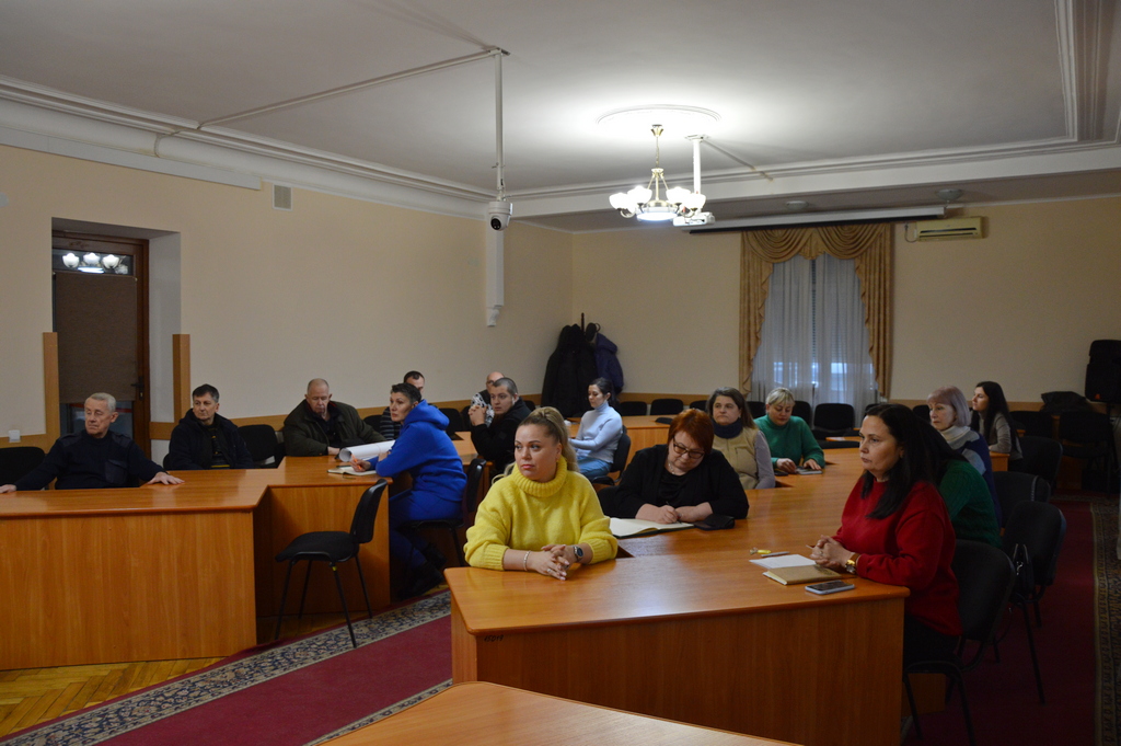 У Кропивницькому за понад два мільйони гривень виготовлять стенди з портретами героїв-захисників (ФОТО)