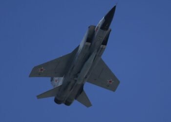 Россия второй раз за ночь подняла в небо МиГ-31К: враг запустил “Кинжалы”