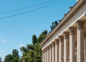 Між минулим і майбутнім: у Києві презентують дослідження спадщини минулого століття