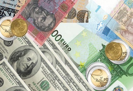 "ПриватБанк" знизив ціну долара