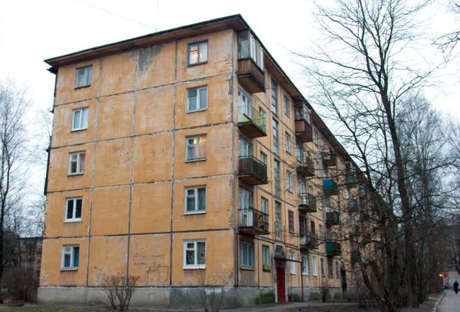 Скільки квадратів житла в Україні зруйнувала рф