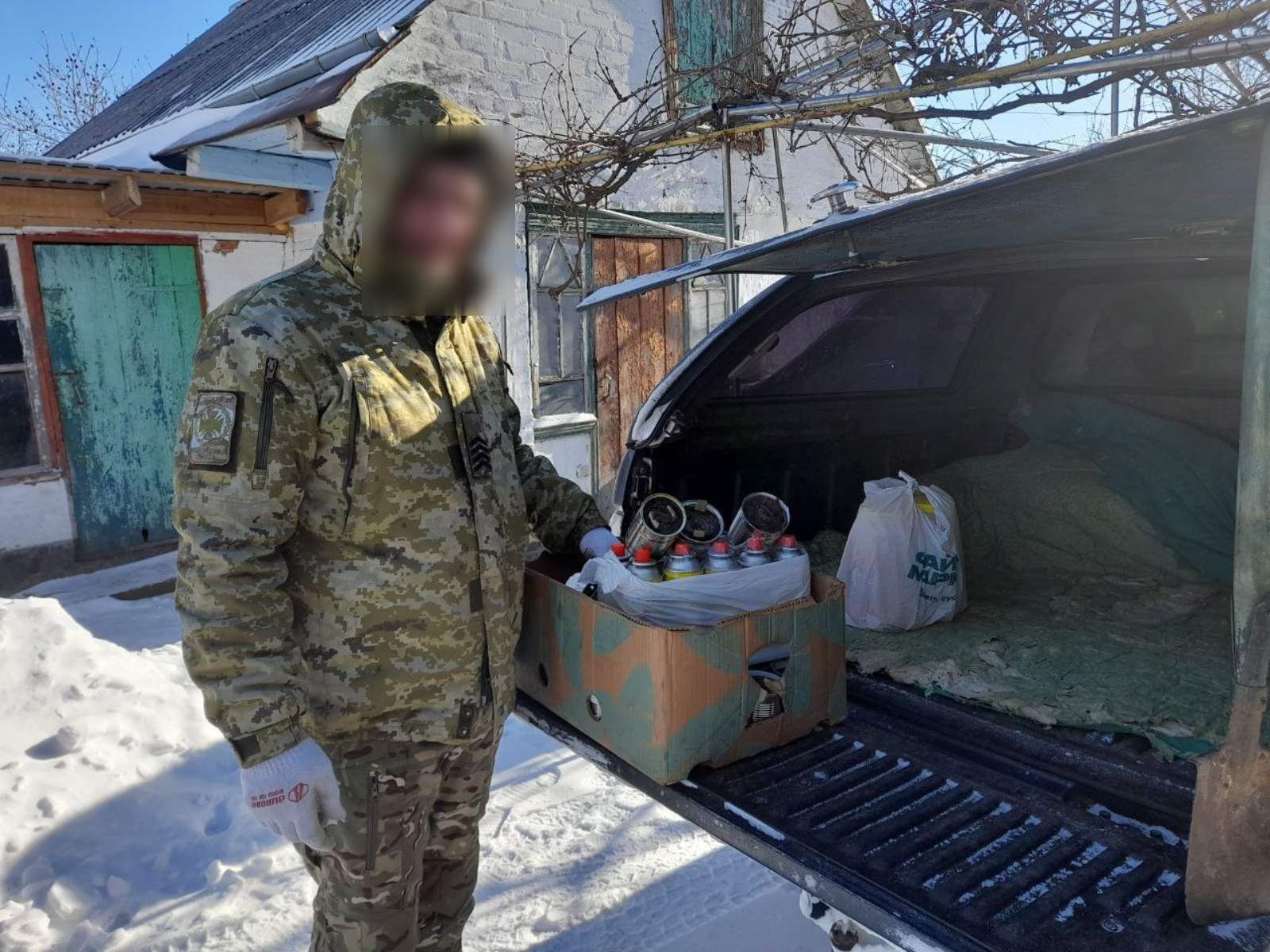 У Шполі та Кримках виготовили й зібрали допомогу для військових