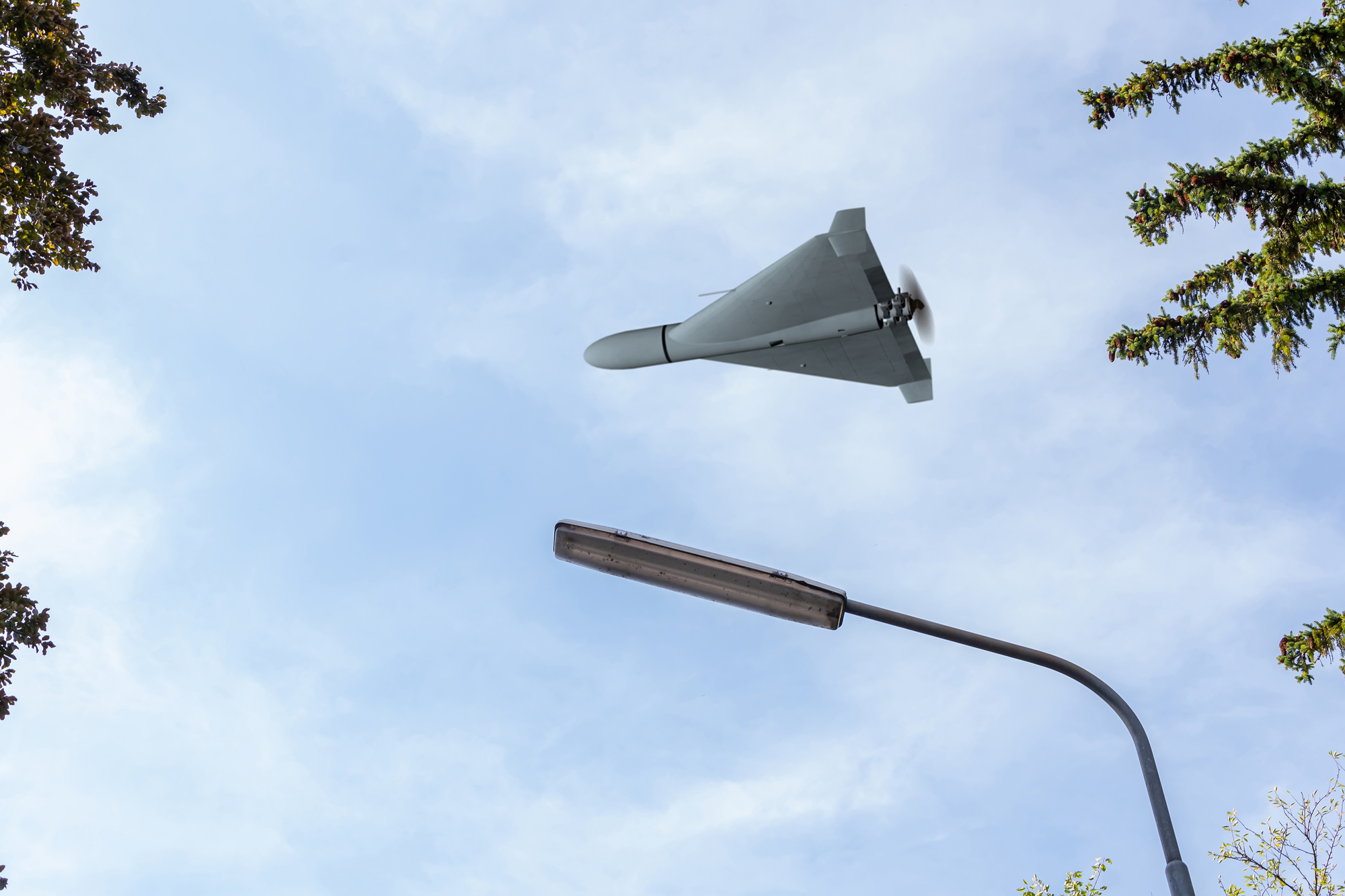 Атака на Черкащину: постраждав об’єкт інфраструктури, а уламки дрона вибили вікна в будинках