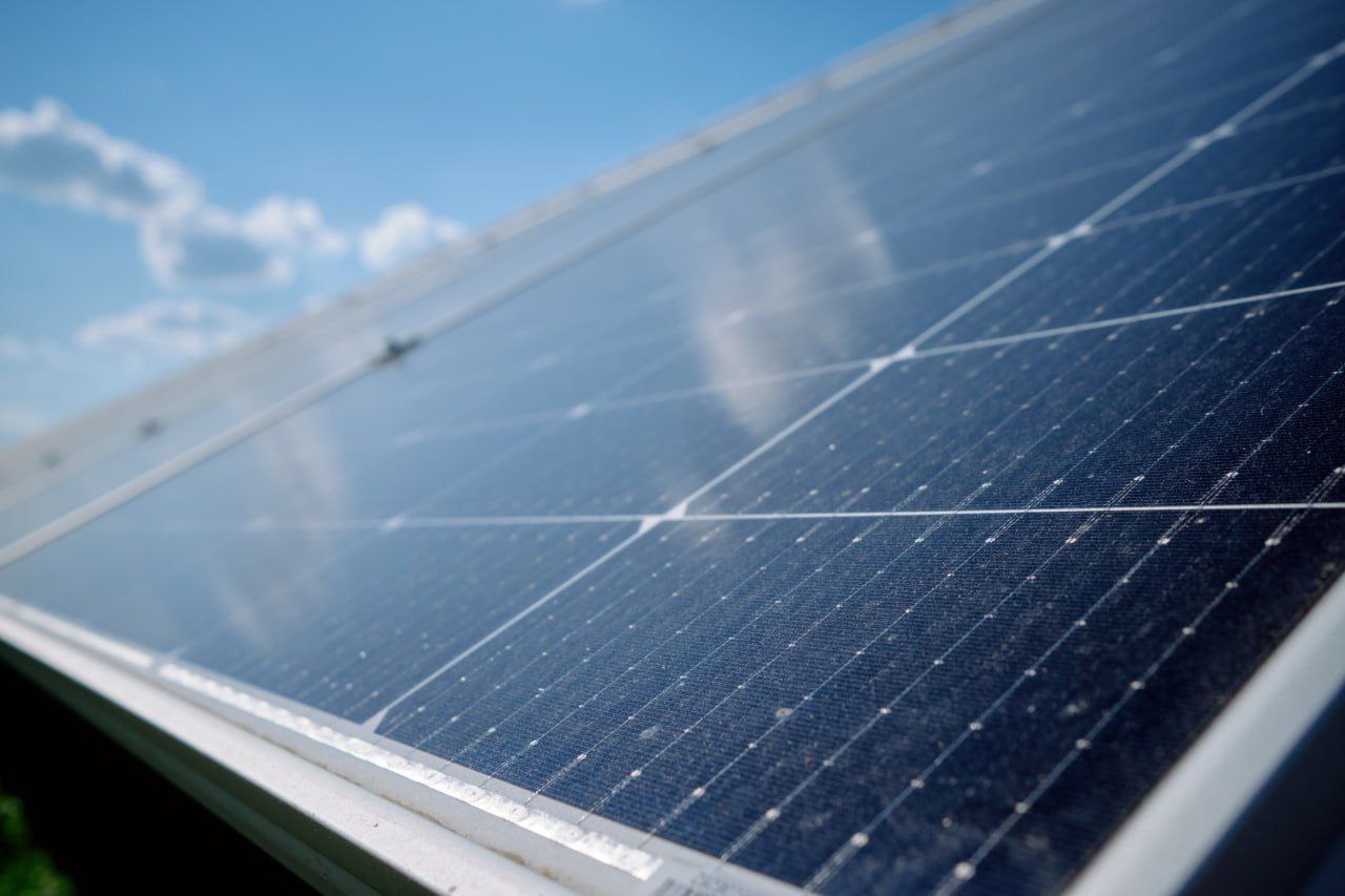 Водоканал у Золотоноші взяв кредит та встановив сонячні панелі з гібридними інверторами