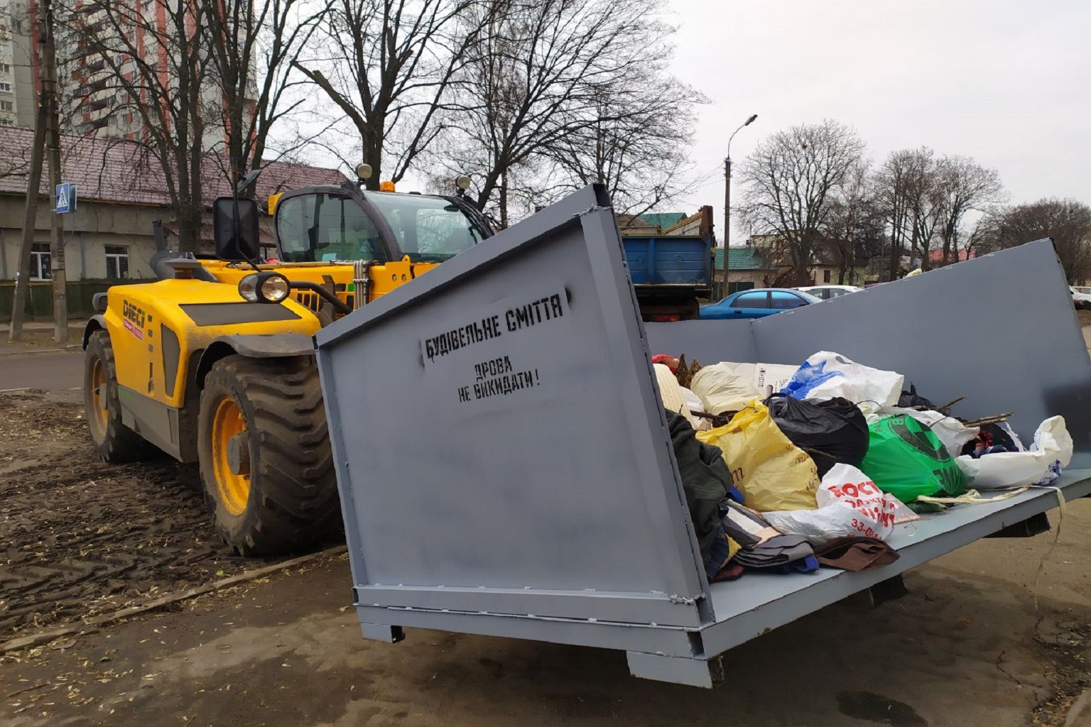 На Уманщині через суд вимагають оформити ділянку під сміттєзвалище