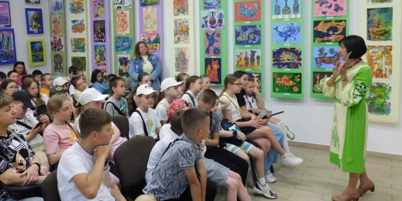Маленьким читачам презентували нову книгу вінницької письменниці