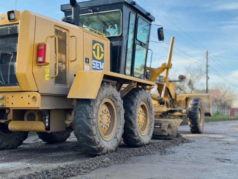 У Вінницькій громаді фінішують роботи з грейдерування вулиць приватного сектору. Наразі працюють у Стадницькому старостинському окрузі