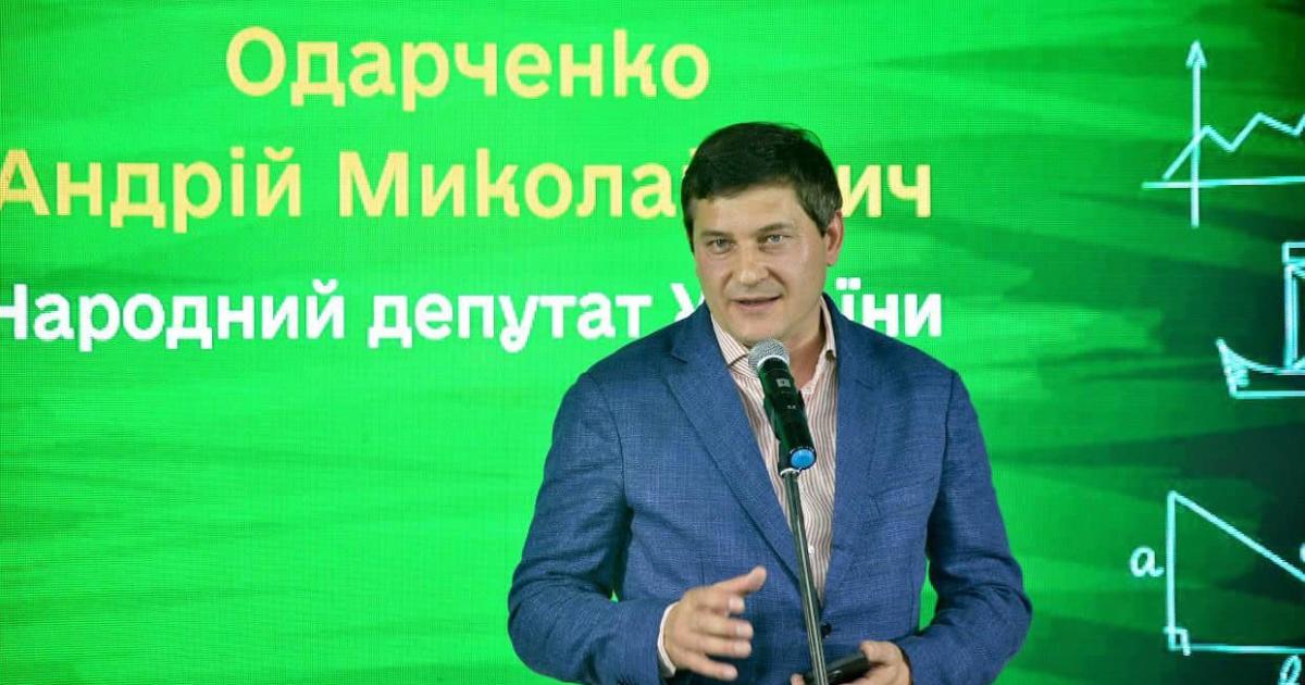 У харківського депутата-утікача забрали мандат: чи будуть вибори