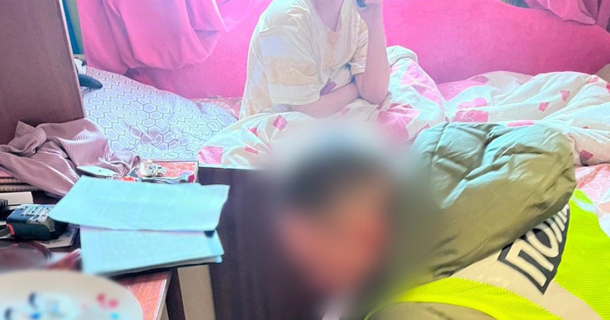 У Харкові затримали малолітню наркокур'єрку