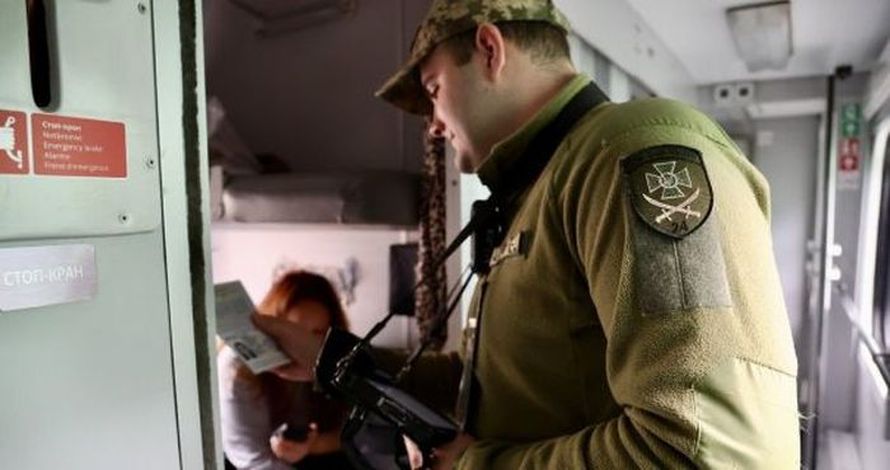 Прикордонники на Вінниччині оформили перший рейс потяга "Київ – Бухарест"