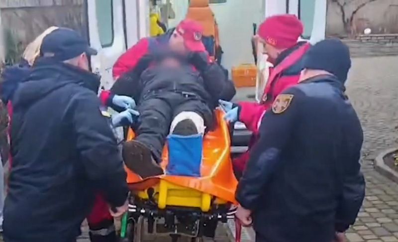 У Кам'янці-Подільському врятували хлопця, який впав у каньйон