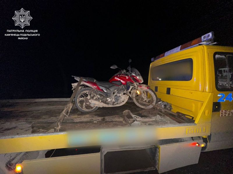 Неповнолітній мотоцикліст тікав від поліції