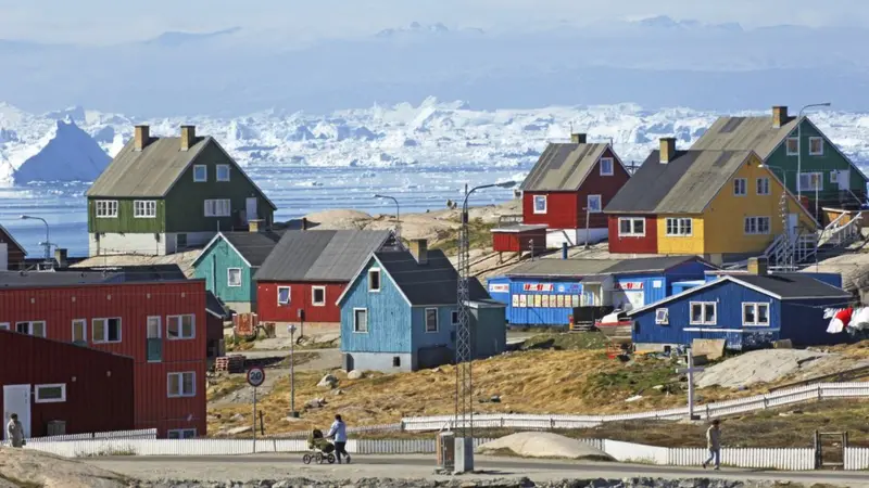 Данські війська готові дати відсіч вторгненню в Гренландію
