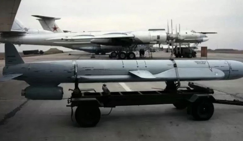 Росія готується до застосування нових авіаційних ракет і може використати Україну як полігон для їх випробувань, - монітори