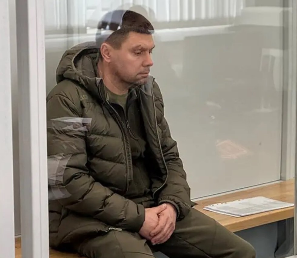 Родина арештованого відповідального за логістику Повітряних Сил полковника Андрія Українця серед еліти Буковеля і власники мільйонів