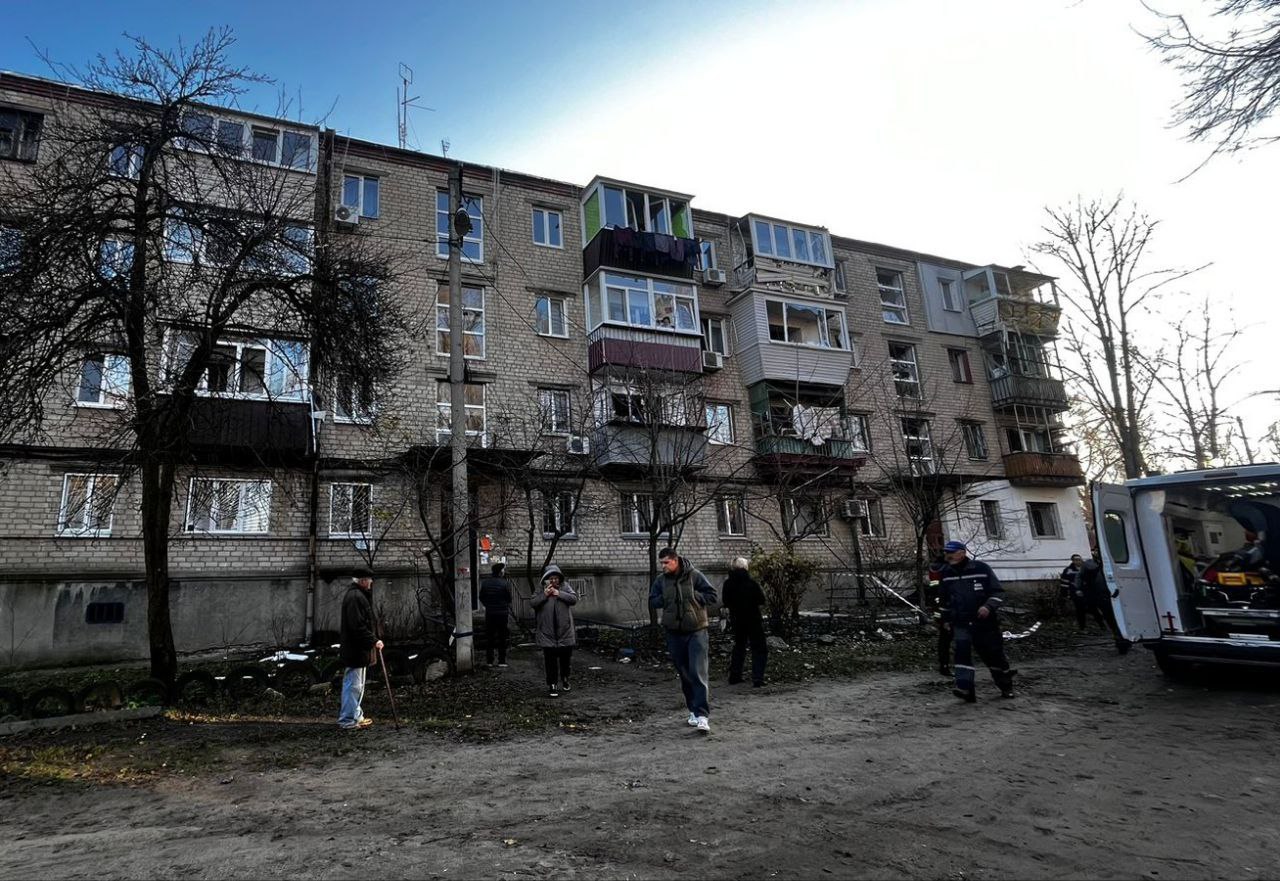 У Дніпрі внаслідок атаки БпЛА тяжко поранена молода жінка і її 4-річна донька