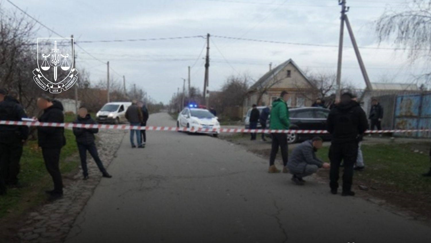 Повідомлено про підозру поліцейському, який відкрив вогонь по військових