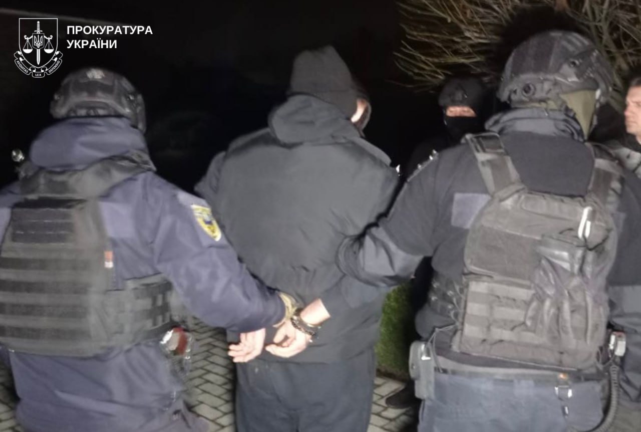 У Вінниці затримали рекетирів, які вимагали у родини підприємців $200 000 неіснуючого боргу